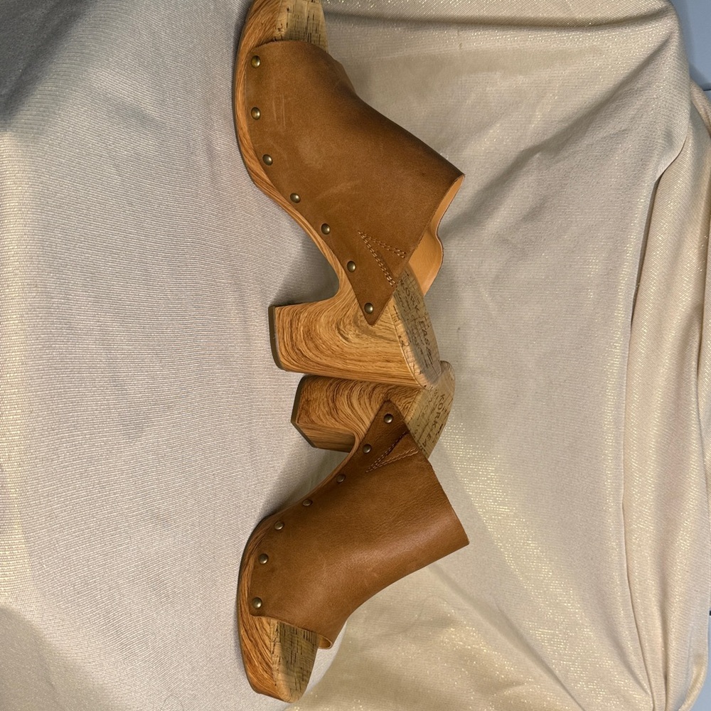 Kork-Ease Tan Leather Danika Mules with Wooden Heel 10